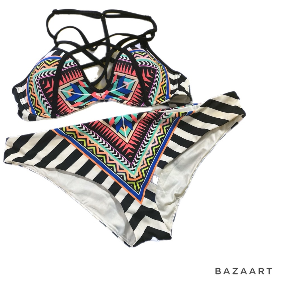 Rare Victoria’s Secret Pink Strappy Swimsuit Bikini Set Geometric Stripe Aztec L - Picture 2 of 10